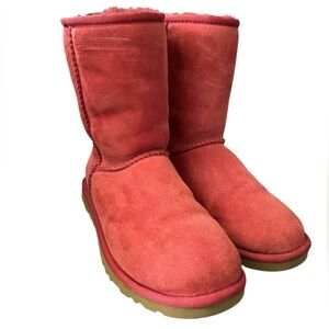 Ugg Australia Women’s Classic Short Boots Sheepskin Suede Leather Sangria Size 6